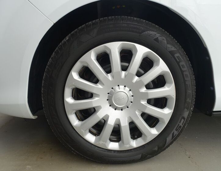 Ford B-MAX 24