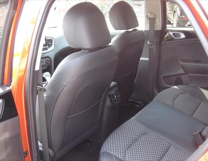 KIA XCeed 16