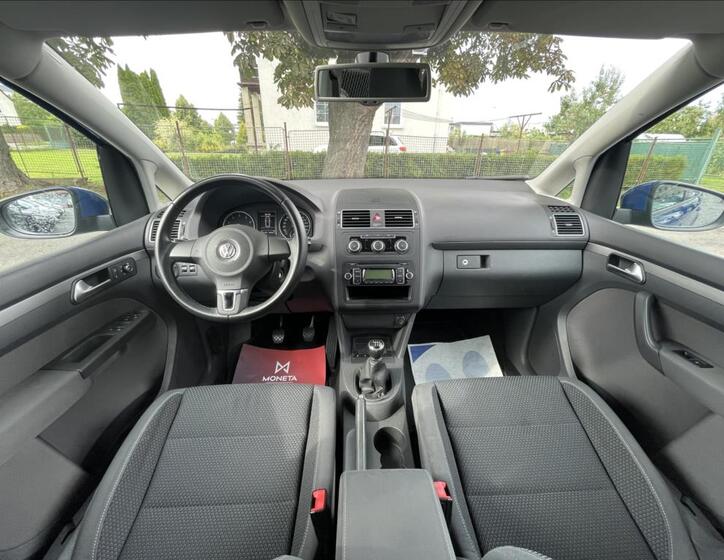 Volkswagen Touran 17