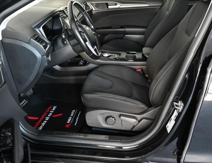 Ford Mondeo 9