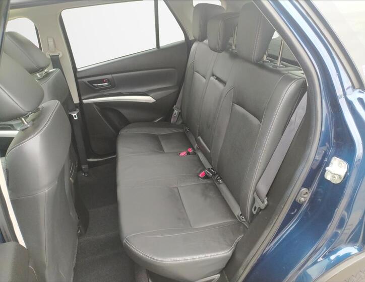 Suzuki SX4 S-Cross 16