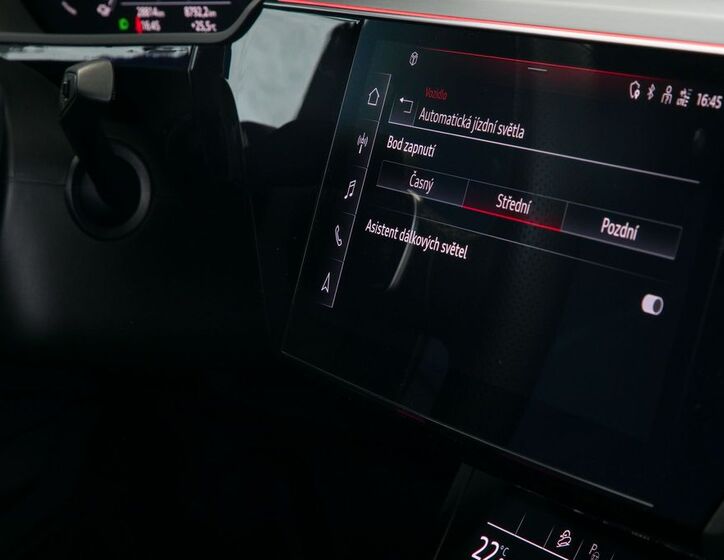 Audi e-tron 28