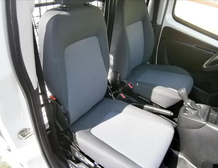 Peugeot Bipper 11