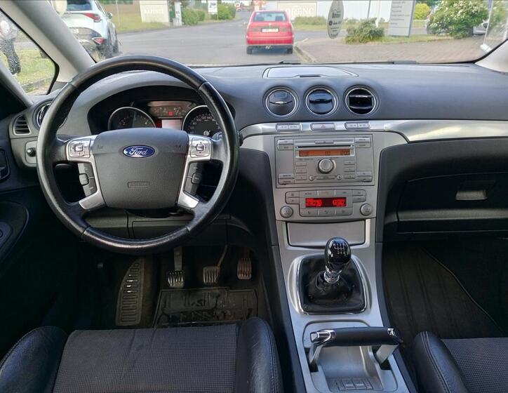 Ford S-MAX 12