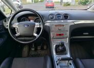 Ford S-MAX 12