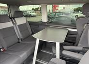 Volkswagen Multivan 17
