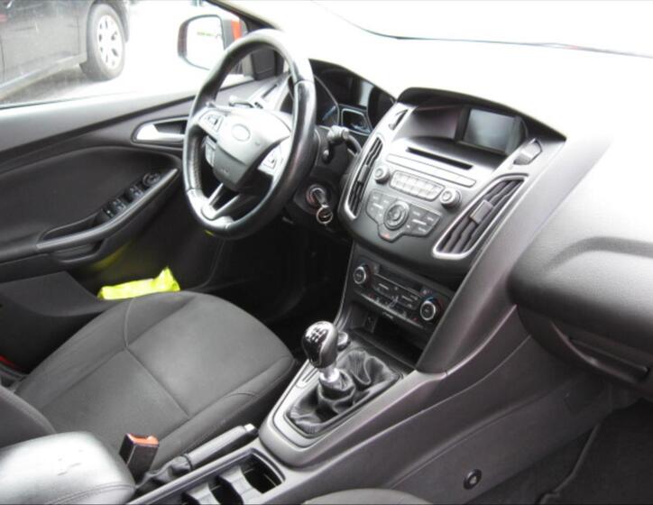Ford Focus 11
