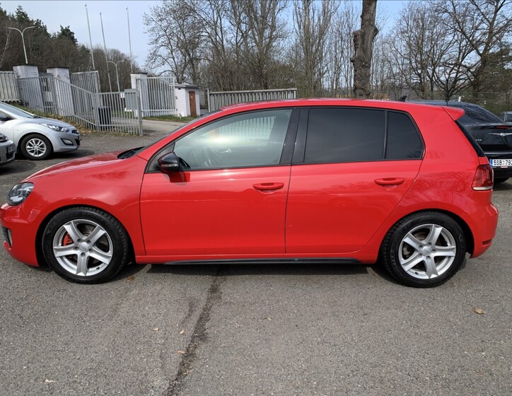 Volkswagen Golf 8