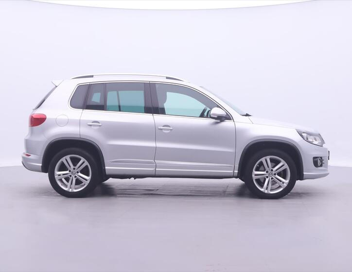 Volkswagen Tiguan 8