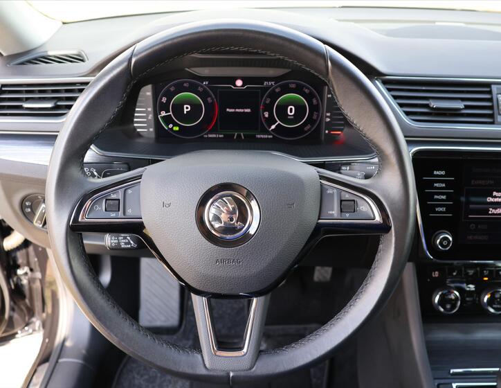 Škoda Superb 20
