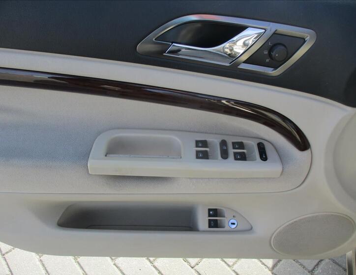 Škoda Superb 20