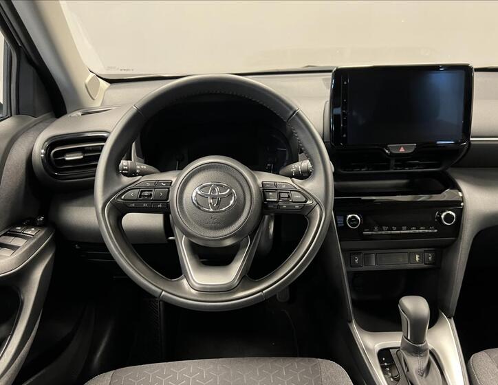 Toyota Yaris Cross 5