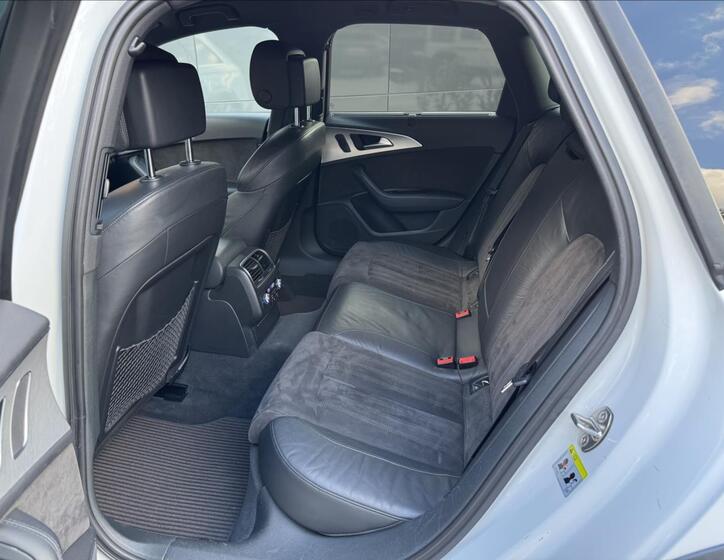 Audi A6 Allroad 12