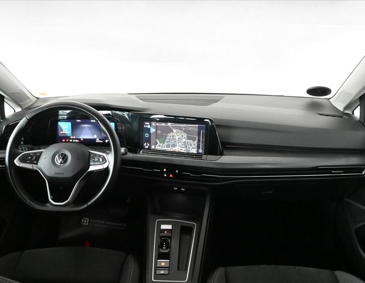 Volkswagen Golf 11