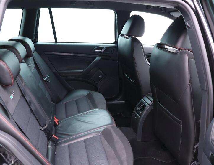 Škoda Octavia 15