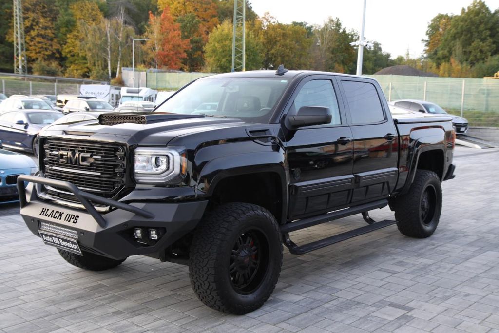 GMC Sierra