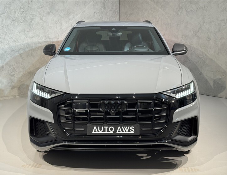 Audi Q8 2