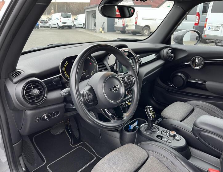 Mini Cooper 16