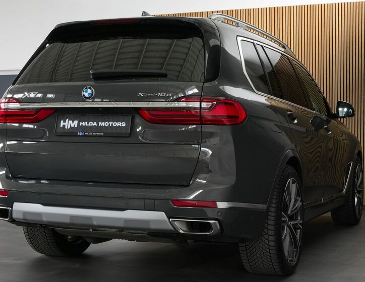 BMW X7 5