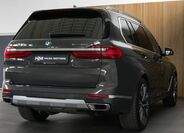 BMW X7 5