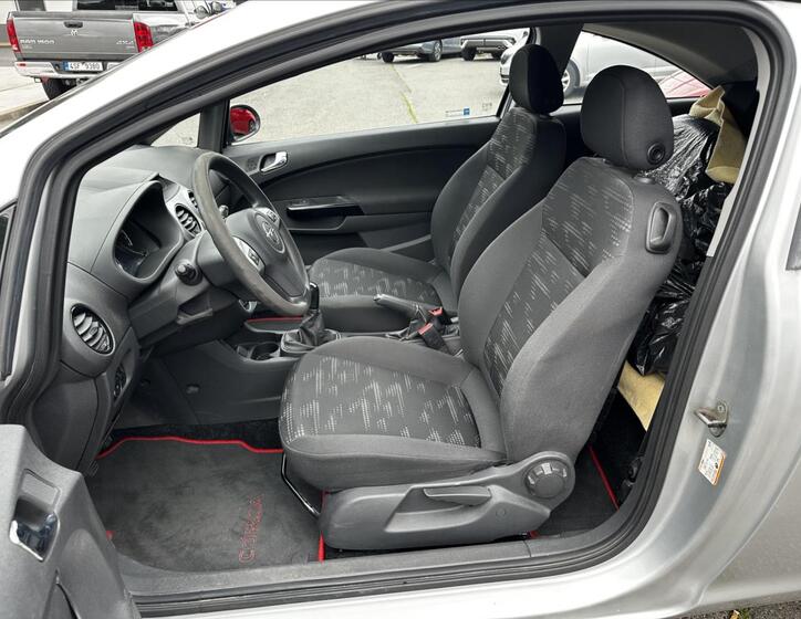 Opel Corsa 10