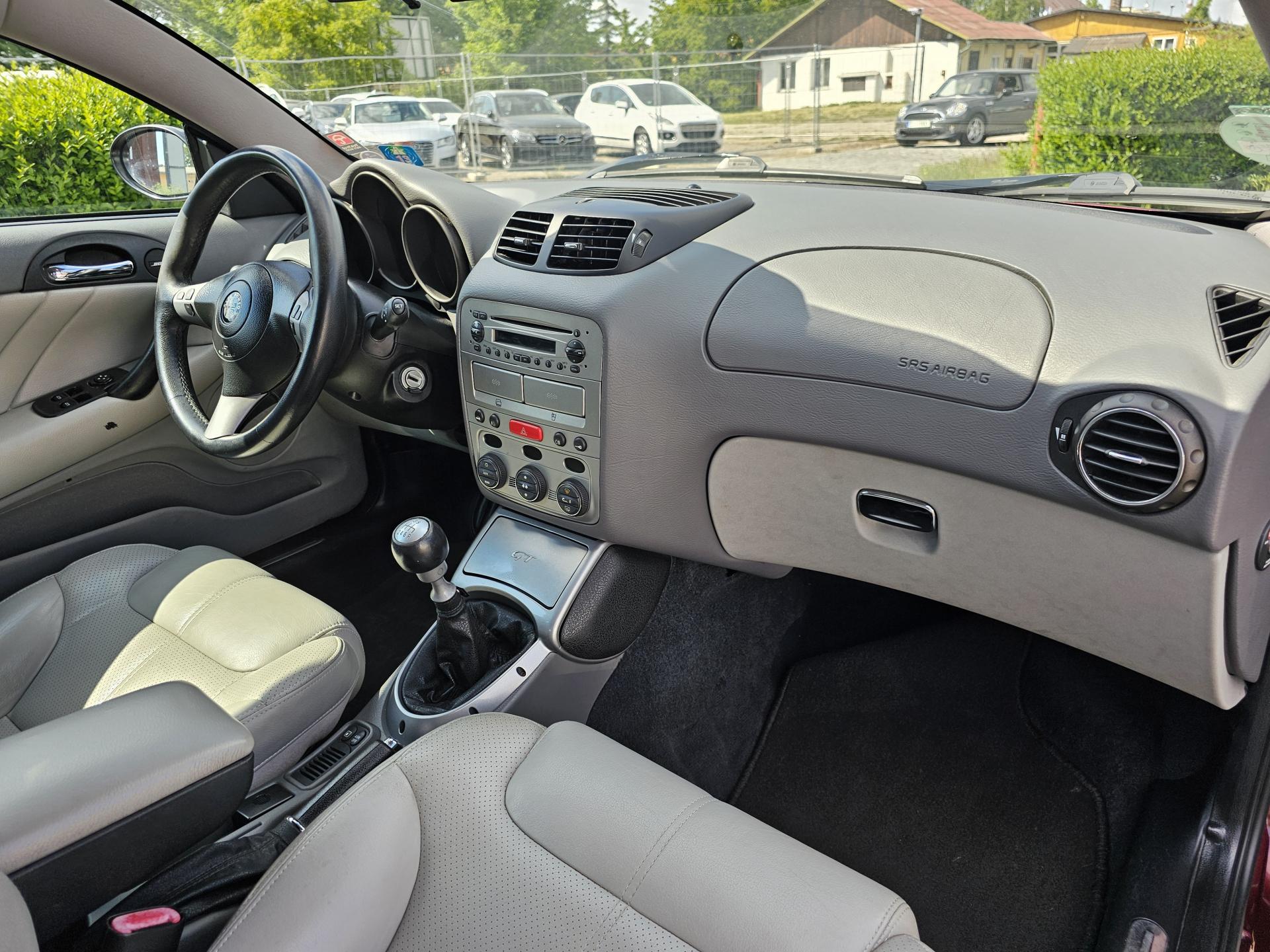 Alfa Romeo GT