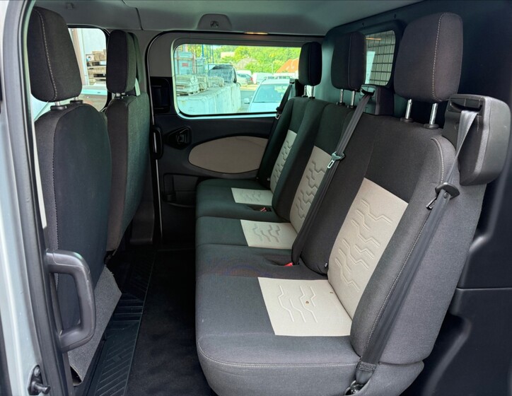 Ford Transit Custom 19