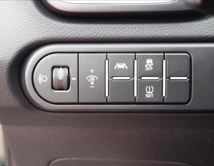 KIA Ceed 10