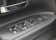 Mitsubishi Outlander 15