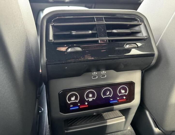 BMW i5 16