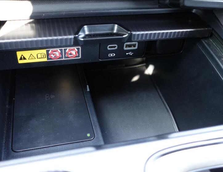 Lexus RX 500h 29