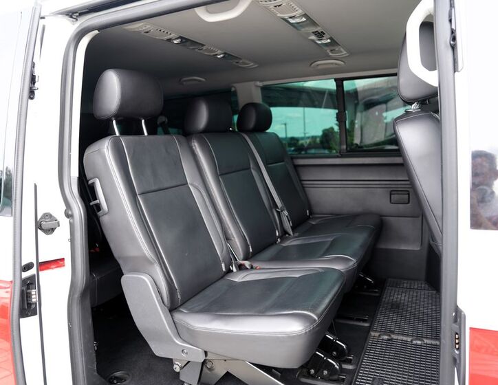 Volkswagen Caravelle 28
