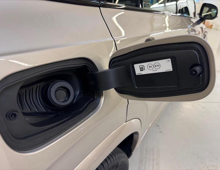 Volvo XC90 15