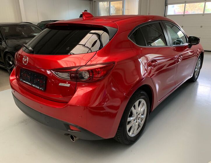 Mazda 3 6