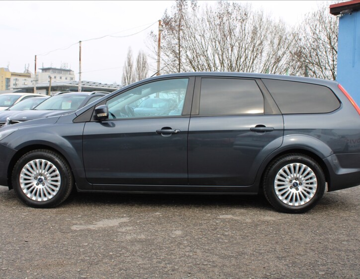 Ford Focus 8