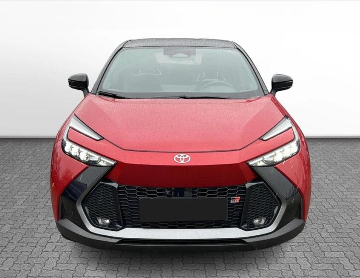 Toyota C-HR 2