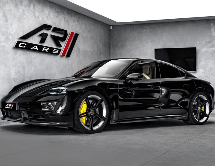 Porsche Taycan 1