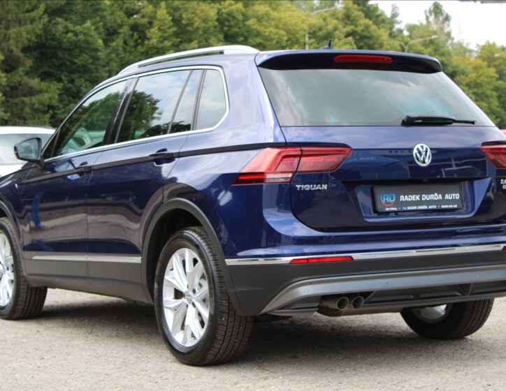 Volkswagen Tiguan 7