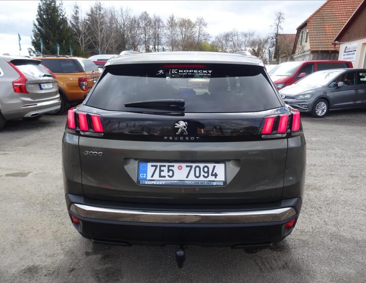 Peugeot 3008 8