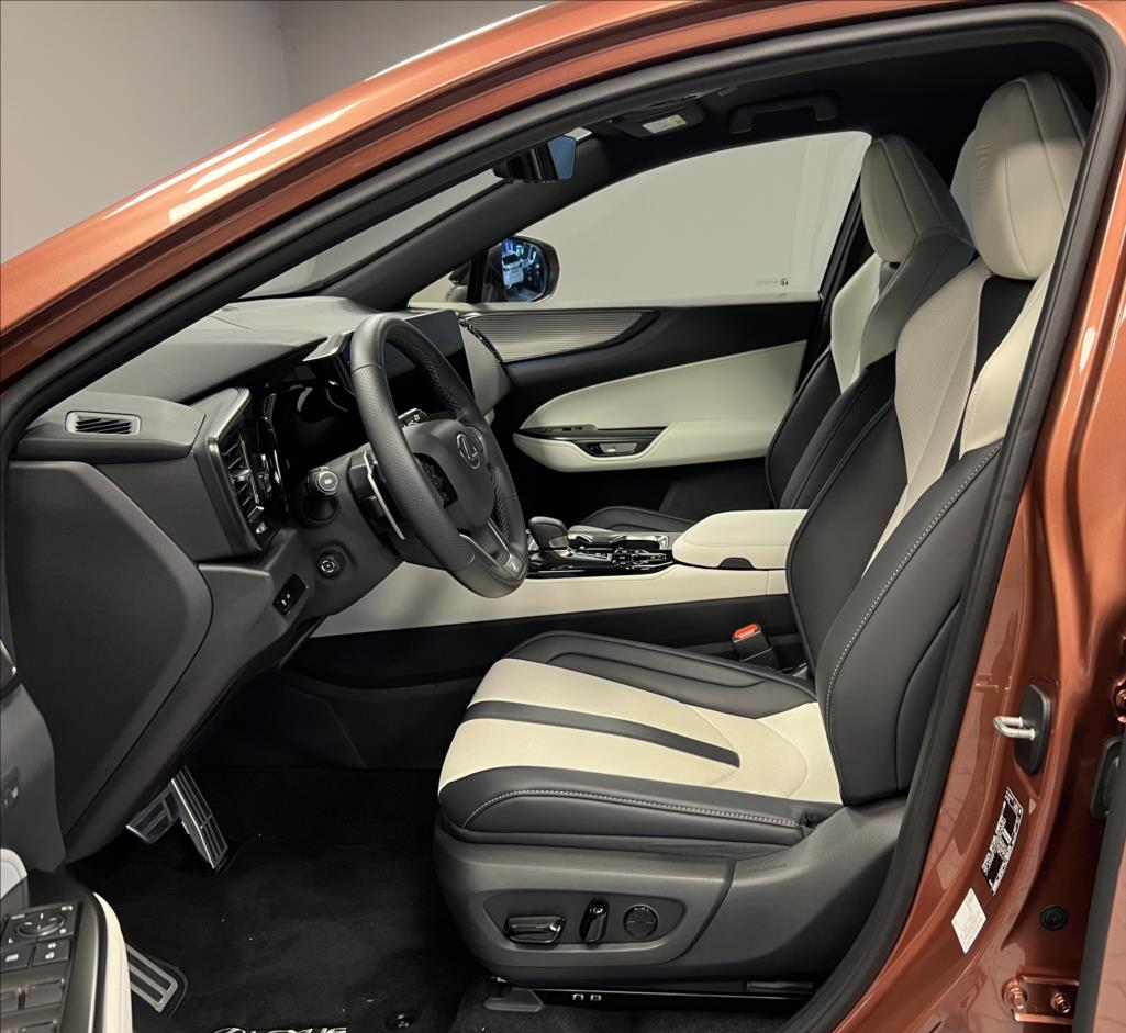 Lexus NX 450h plus