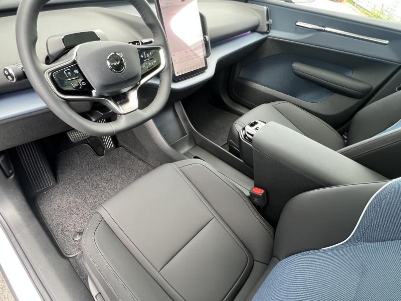 Volvo EX30