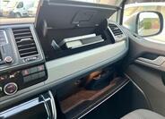 Volkswagen Multivan 38