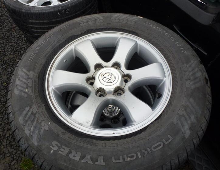 Toyota Land Cruiser 54