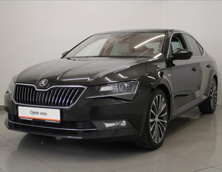 Škoda Superb 1