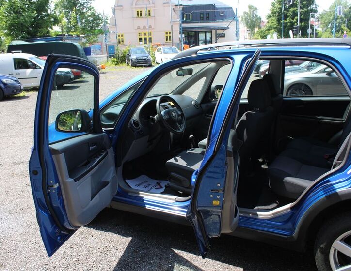 Suzuki SX4 12
