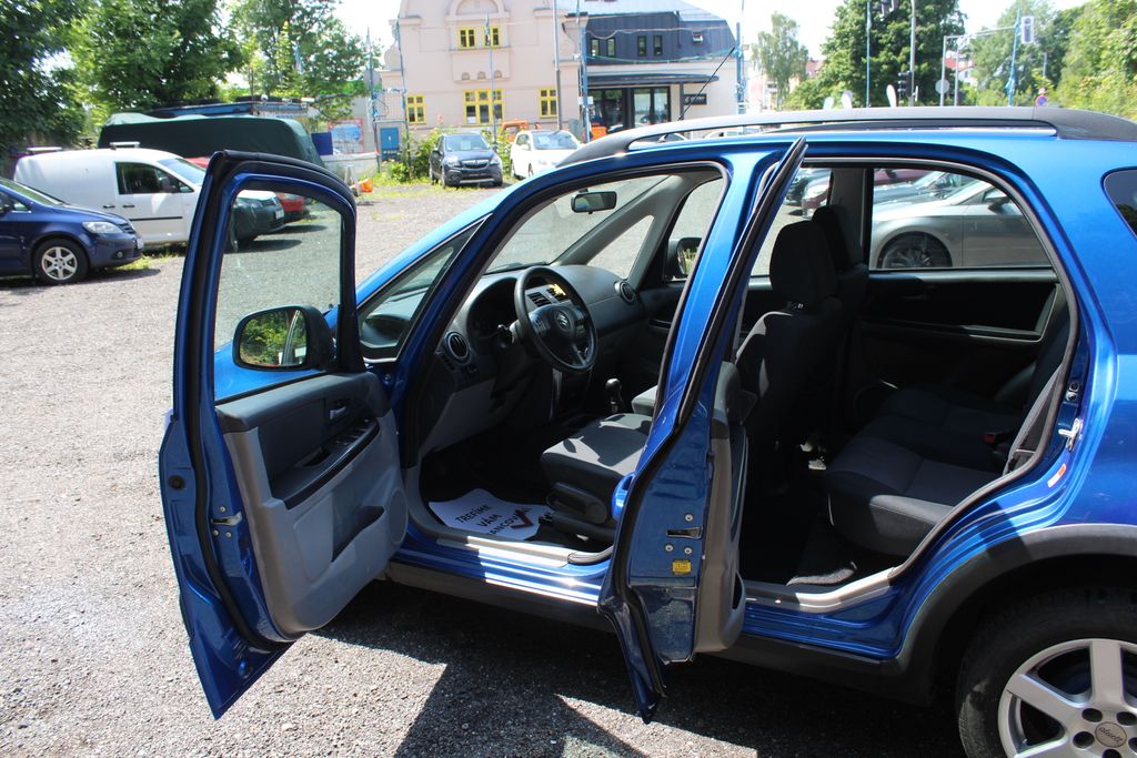 Suzuki SX4
