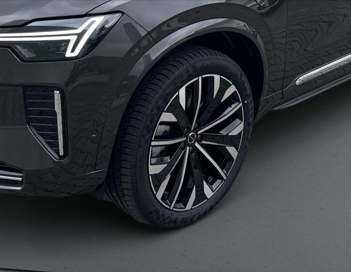 Volvo XC90 6