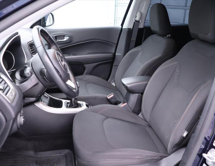 Jeep Compass 12