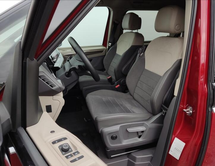 Volkswagen Multivan 6