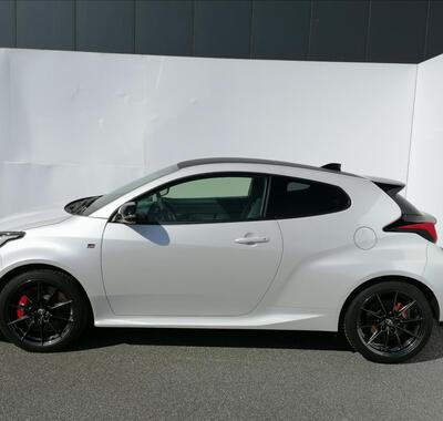 Toyota Yaris 10